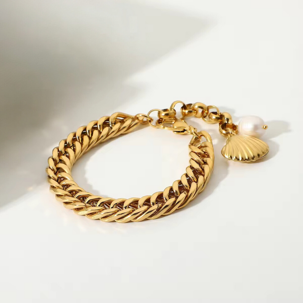 18K gold plated stainless steel cuban chain bracelet with freshwater pearl charm