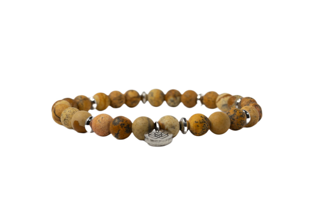Jasper stone bracelet with calming, happiness, and luck properties, symbolizing support and tranquility. Ideal for Leos and Capricorns, absorbing negativity and renewing vitality